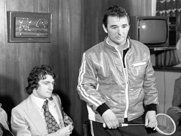 Brian Clough postponing his game of squash to announce he'd broken the English transfer record